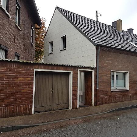 Ferienwohnung Linden 13 Виллих Экстерьер фото